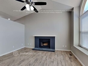 4802 Herndon Cir in Colorado Springs, CO - Foto de edificio - Building Photo