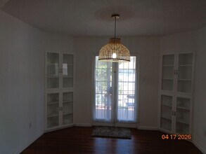 851 W Newgrove St in Lancaster, CA - Building Photo - Building Photo