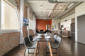 500 S Ervay St in Dallas, TX - Building Photo - Building Photo