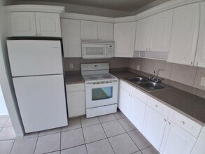 6289 Lear Dr in Atlantis, FL - Building Photo - Building Photo