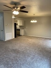 3109 W 2nd Ct in Russellville, AR - Building Photo - Interior Photo