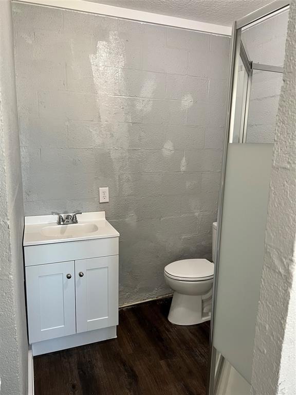 415 N Beauregard St-Unit -23 in Alvin, TX - Building Photo - Building Photo
