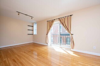 2630 Adams Mill Rd NW in Washington, DC - Building Photo - Building Photo