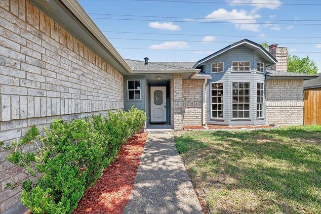 6826 Holiday Ln in Corpus Christi, TX - Building Photo - Building Photo