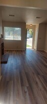 3096 Beverly Ct in Merced, CA - Building Photo