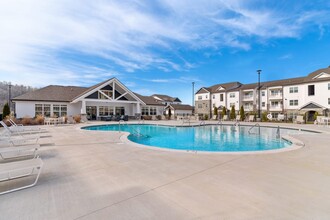 Ashland Farms in Ashland City, TN - Foto de edificio - Building Photo