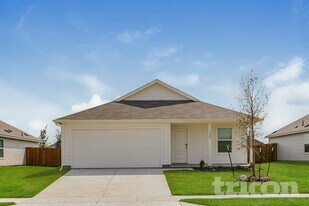 1629 Baugh St, Unit 407 in McKinney, TX - Building Photo