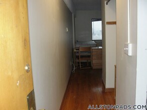 1110 Commonwealth Ave in Boston, MA - Building Photo - Building Photo