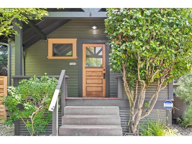 7466 N Burr Ave in Portland, OR - Building Photo - Building Photo