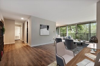 5900 Oakwood Dr, Unit 2K in Lisle, IL - Building Photo - Building Photo