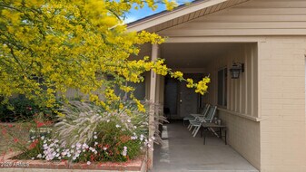 4344 W Sandra Cir in Glendale, AZ - Building Photo