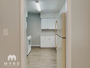 1325 S Ingalls St in Lakewood, CO - Foto de edificio - Building Photo