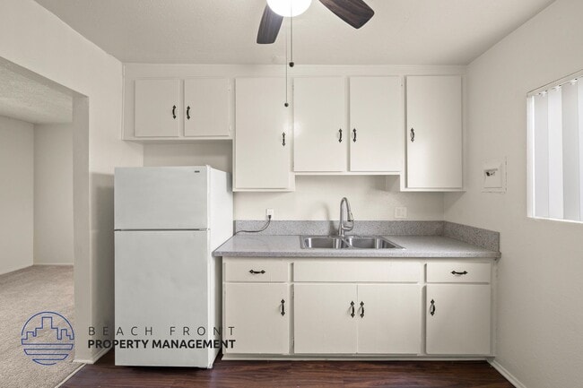 900 N. Wilmington Blvd. in Los Angeles, CA - Building Photo - Building Photo