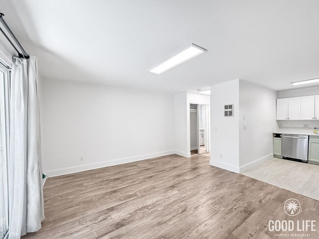 2850 Reynard Way in San Diego, CA - Building Photo - Building Photo