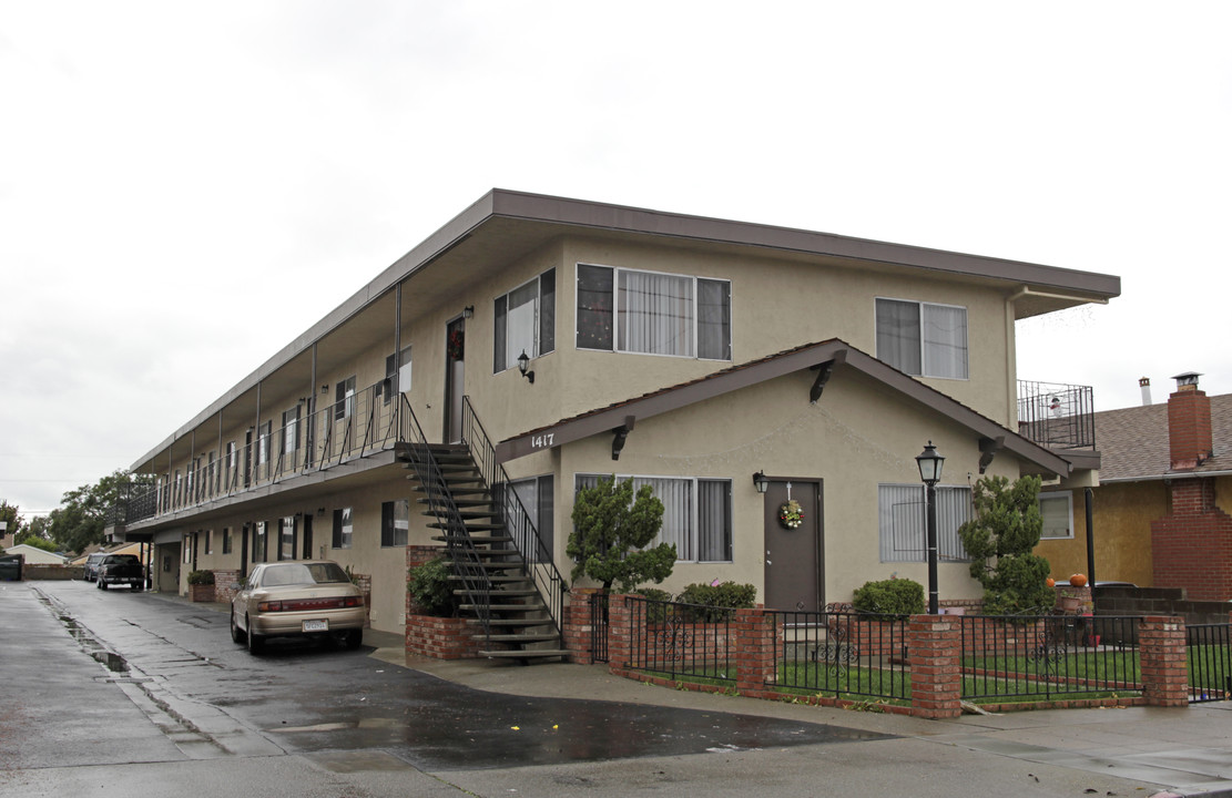 1417 Pacific Ave in San Leandro, CA - Foto de edificio