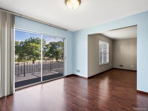 27689 Echo Valley W in Farmington Hills, MI - Building Photo - Building Photo