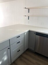 1844 Oregon Ave in Shasta Lake, CA - Building Photo - Building Photo