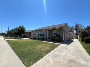 4719 Montair Ave in Long Beach, CA - Building Photo - Building Photo