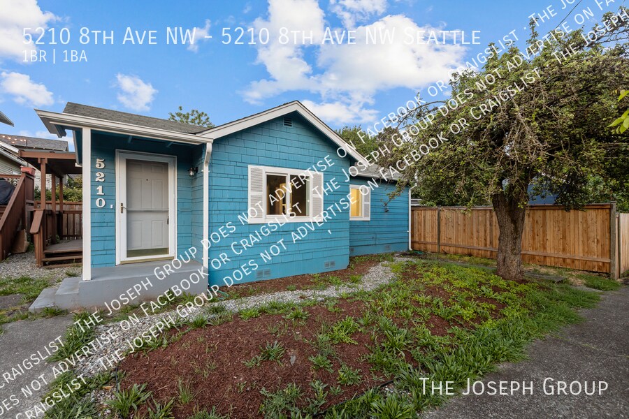 5210 8th Ave NW in Seattle, WA - Building Photo