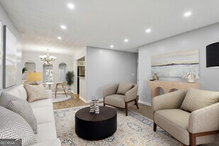 1308 Natchez Trace in Atlanta, GA - Building Photo