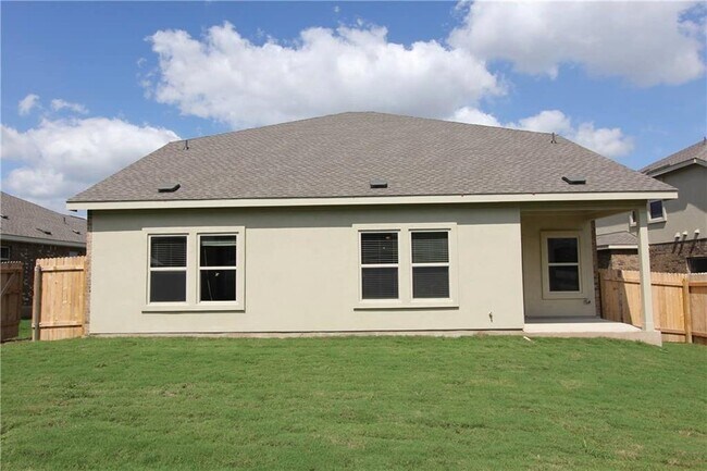 1000 Wolcott Dr in Leander, TX - Building Photo - Building Photo