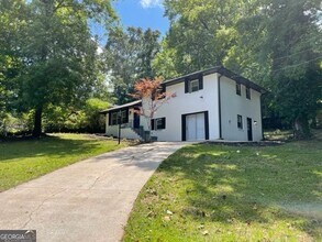 2249 Acelia Ct in Decatur, GA - Building Photo - Building Photo