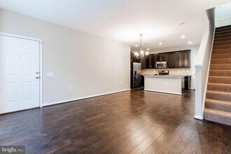 42769 Keiller Terrace in Ashburn, VA - Building Photo - Building Photo