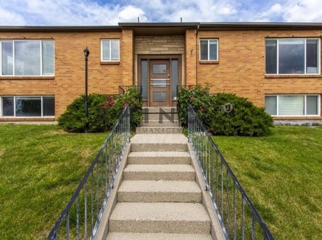 615 Grand St E in Salt Lake City, UT - Building Photo - Building Photo