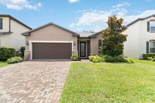 5307 Brydon Woods Cir in St. Cloud, FL - Building Photo
