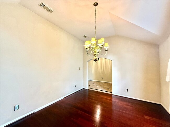 8514 Spotslyvania Ln