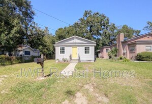 1741 Callahan St in Jacksonville, FL - Building Photo