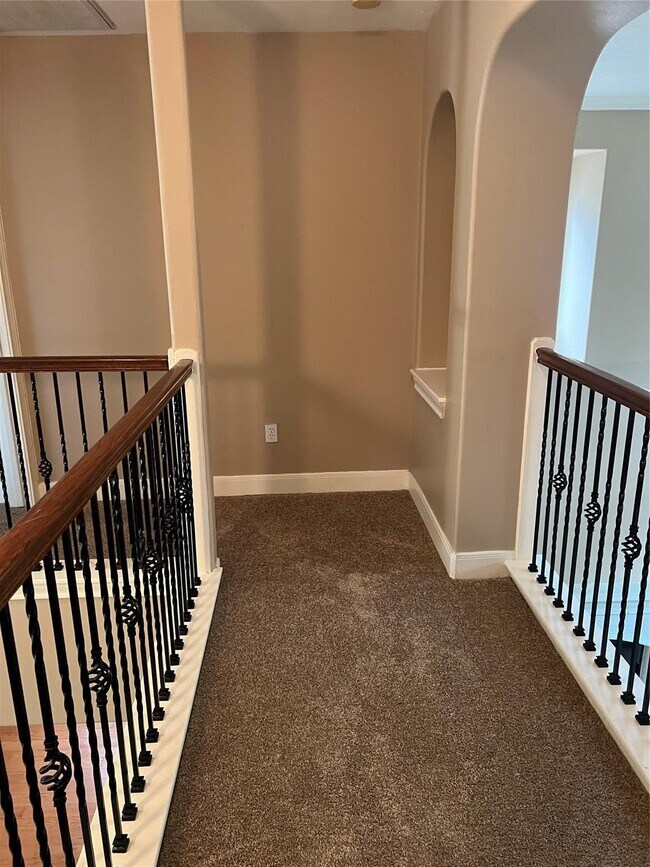 16907 Coronado Springs Dr