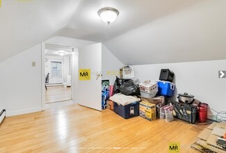 303 Elm St, Unit 2 in Cambridge, MA - Foto de edificio - Building Photo