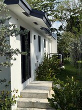 210 SW 3rd St in Florida City, FL - Building Photo - Building Photo