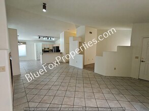 2372 W Silver River Way in Tucson, AZ - Building Photo - Building Photo