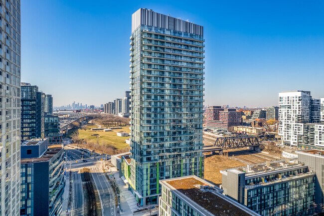 Library District Condo in Toronto, ON - Building Photo - Building Photo