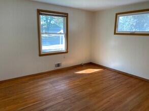 4531 2nd St NE in Minneapolis, MN - Foto de edificio - Building Photo