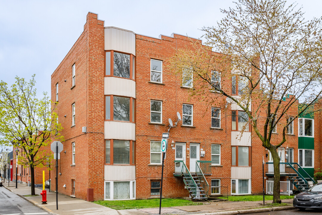 1245A De Montmorency St in Montréal, QC - Building Photo