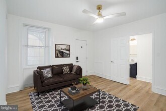 3869 Terrace St in Philadelphia, PA - Building Photo - Building Photo