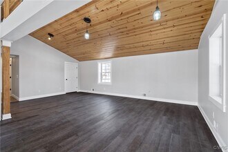 201 Highbridge St in Fayetteville, NY - Building Photo - Building Photo