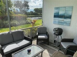 600 Valley Stream Dr-Unit -F4 in Naples, FL - Building Photo - Building Photo