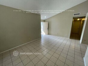 9260 W Yucca St in Peoria, AZ - Building Photo - Building Photo