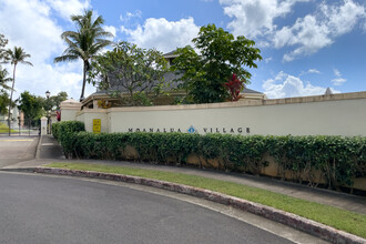 Moanalua in Honolulu, HI - Building Photo - Building Photo