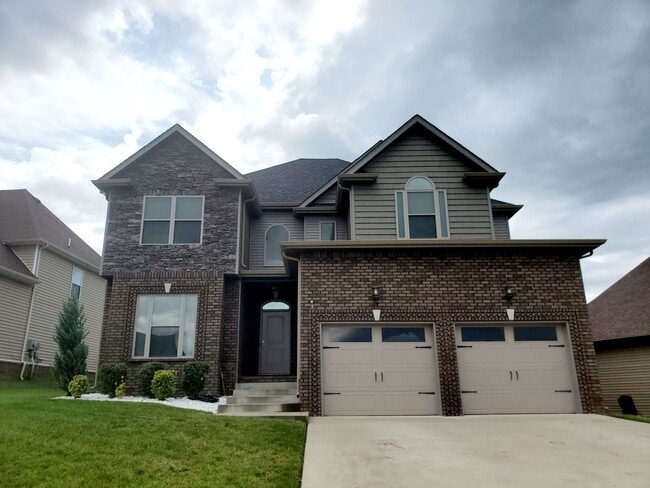 property at 2015 Dorsey Ct