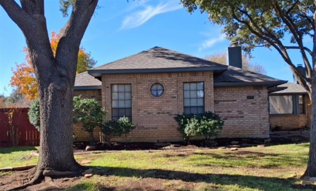 2202 Reading Rd in Arlington, TX - Building Photo