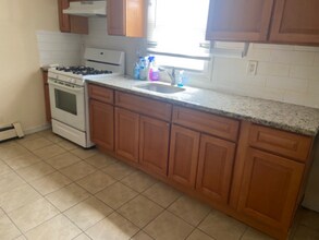 170 Sherman Ave, Unit 2 in Paterson, NJ - Building Photo - Building Photo