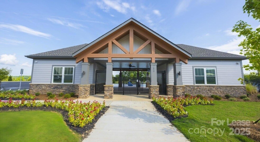 177 Reids Cv Dr in Mooresville, NC - Foto de edificio