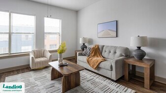 5005 Galleria Dr in Farmers Branch, TX - Building Photo