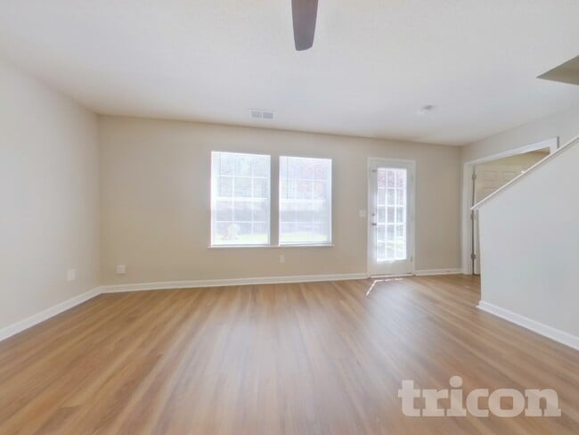 2048 Lake Carolina Dr in Columbia, SC - Building Photo - Building Photo