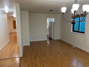 1227 187th Street Ct E in Spanaway, WA - Foto de edificio - Building Photo